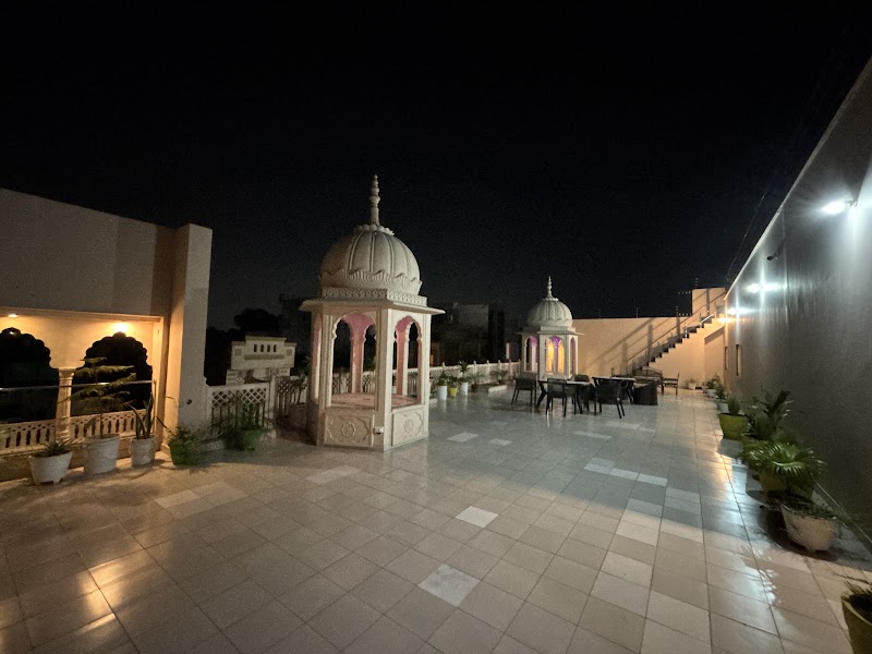 The Taj Vista Agra — Hotels & Accommodation in Agra