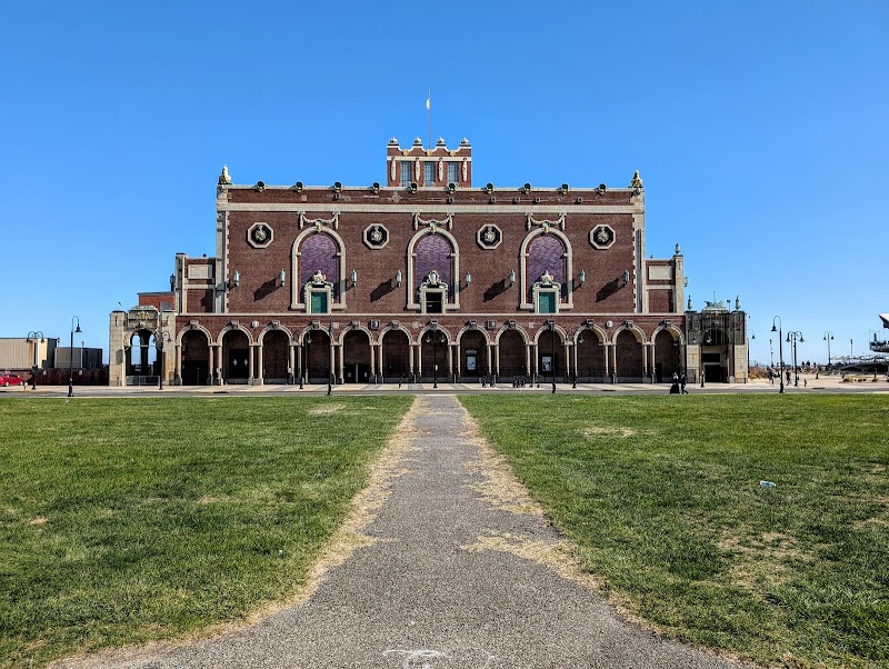 Bradley Park — Best Neighborhoods in Asbury Park