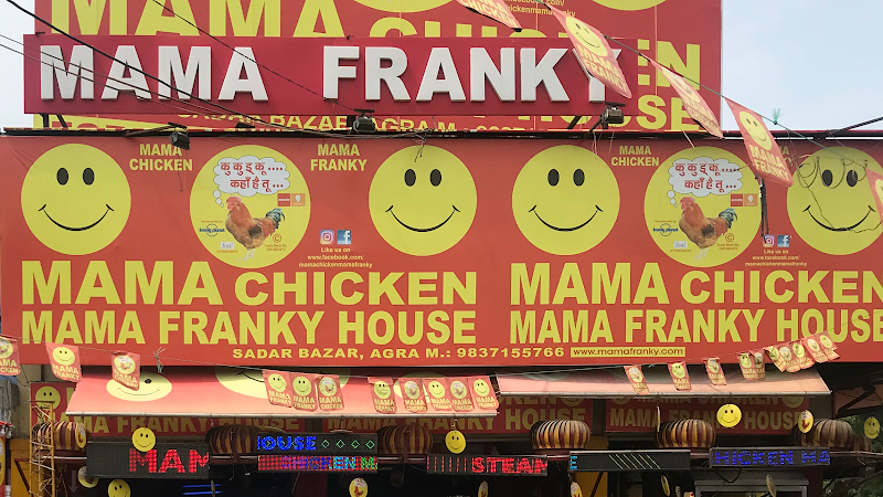 Mama Chicken Mama Franky house โ Street Food in Agra