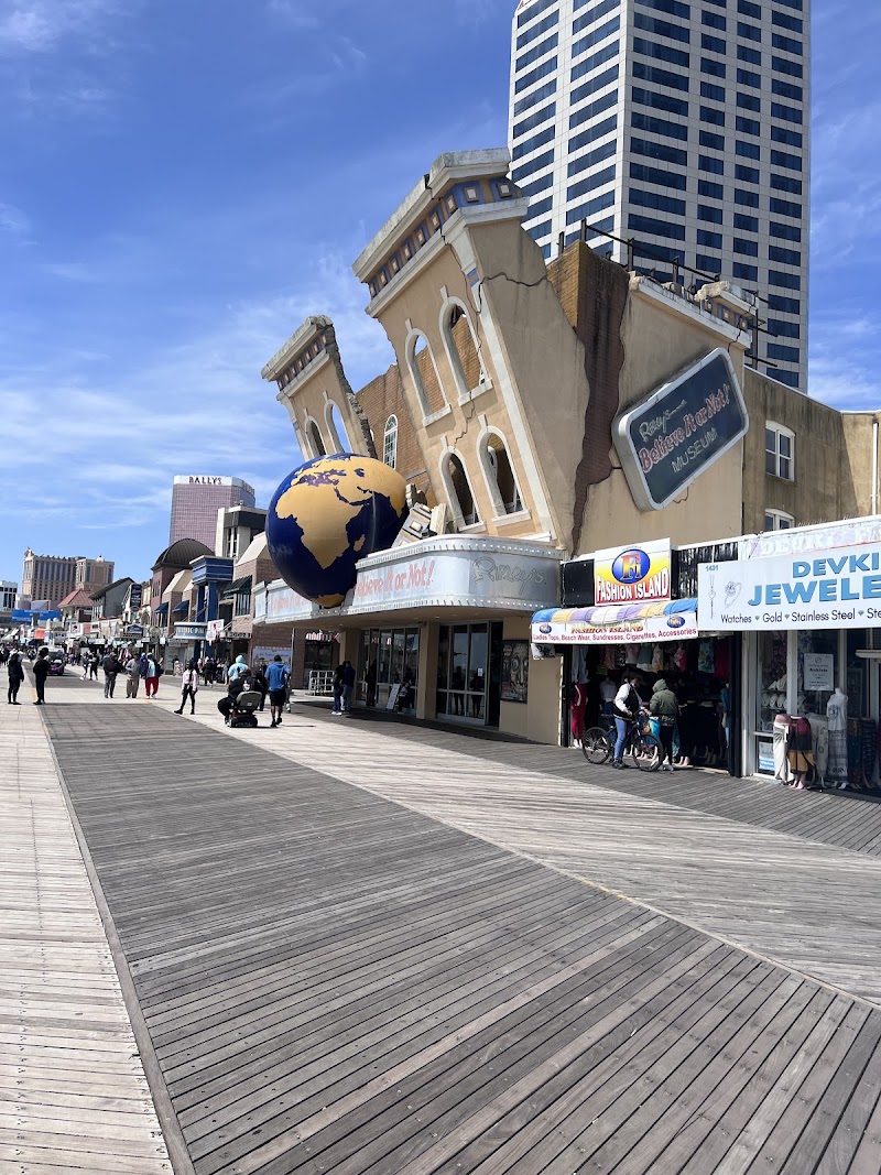 Atlantic City Boardwalk — Beaches in Atlantic City