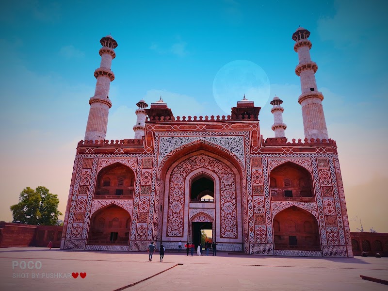 Tomb of Akbar — Tourist Attractions in Agra