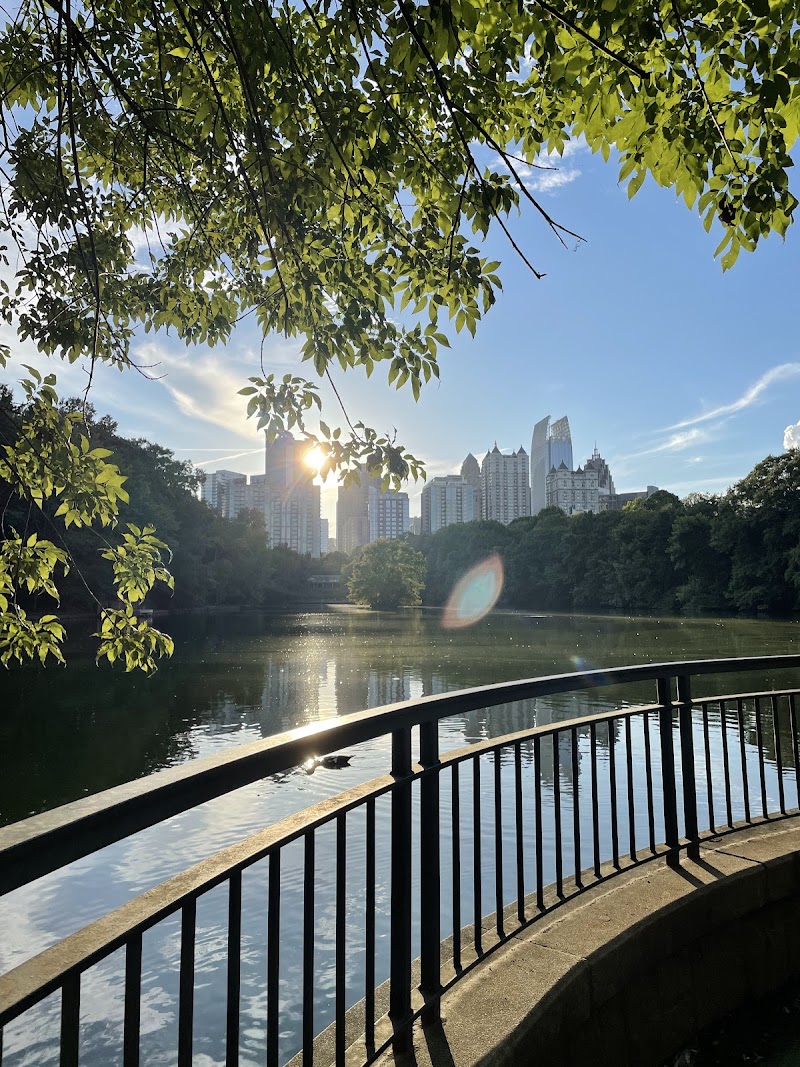 Midtown Reflection — Photo Spots & Viewpoints in Atlanta