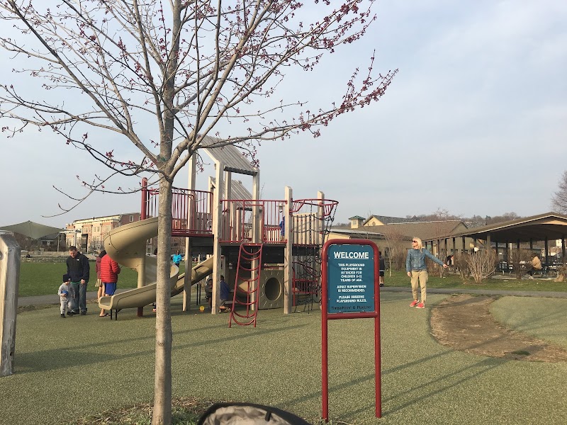 Pierson Park — Beaches in Tarrytown