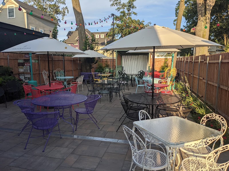 R BAR — Street Food in Asbury Park