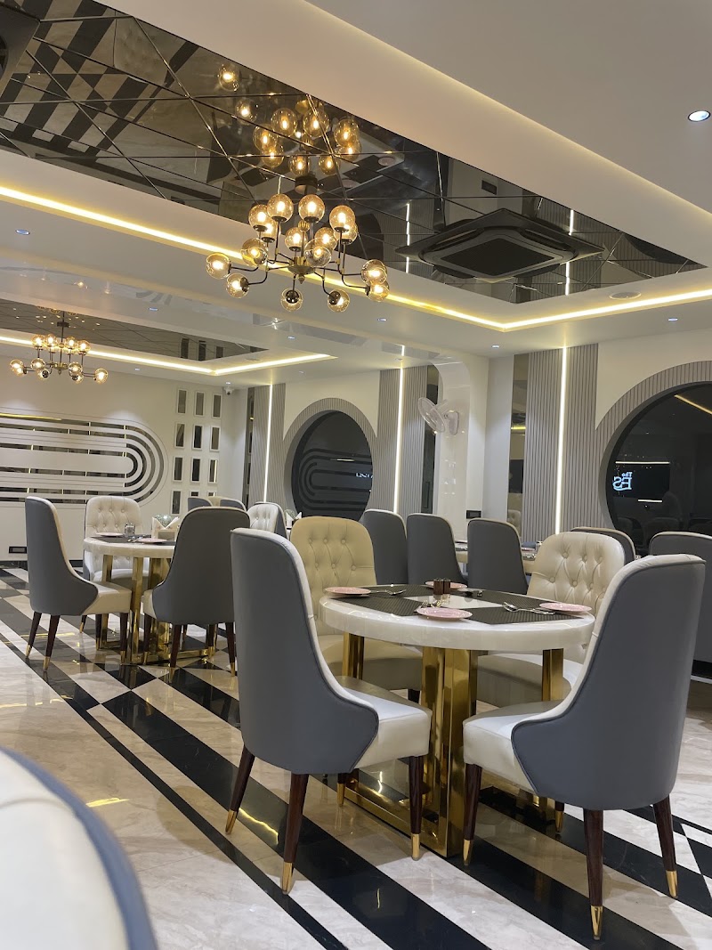 Escape Air Bar — Entertainment & Nightlife in Agra