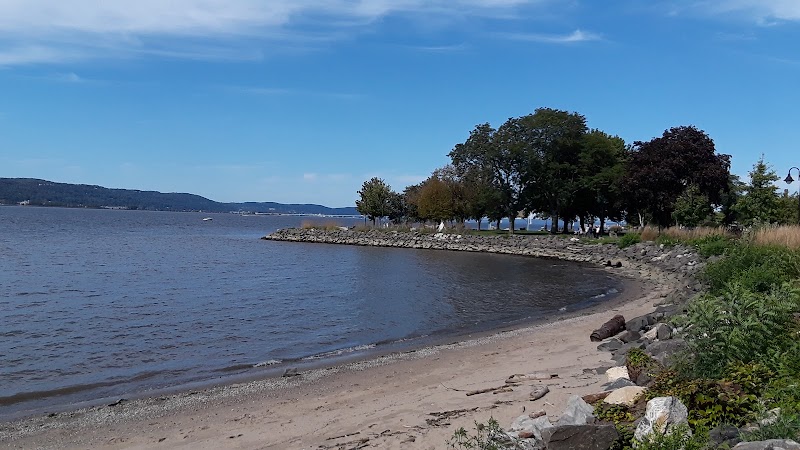 Waterfront Park (Dobbs Ferry) — Beaches in White Plains