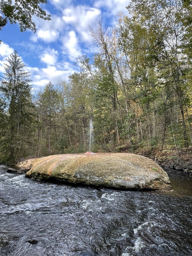 Geyser Brook Geyser — Tourist Attractions in Saratoga Springs