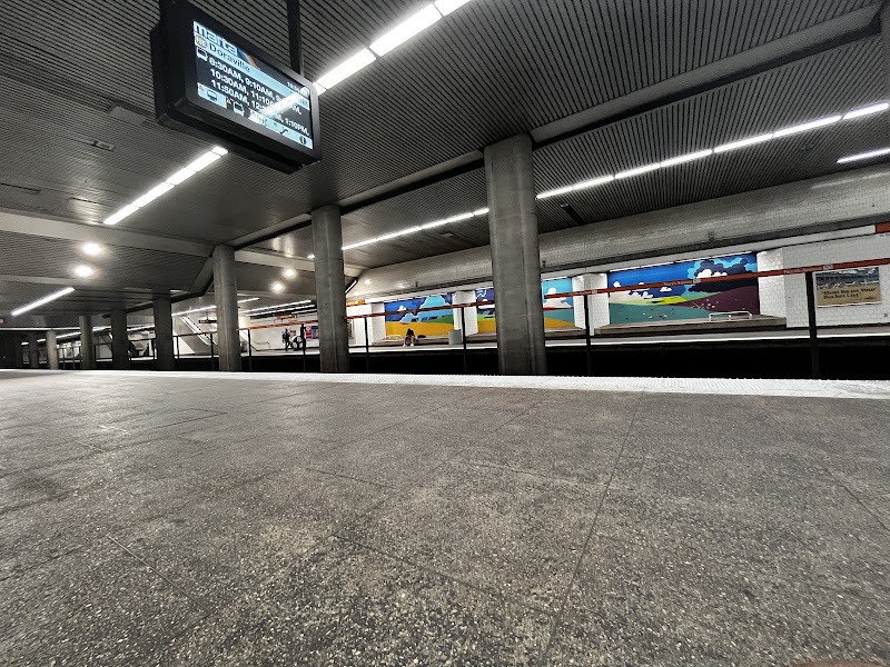 North Avenue — Transportation in Atlanta